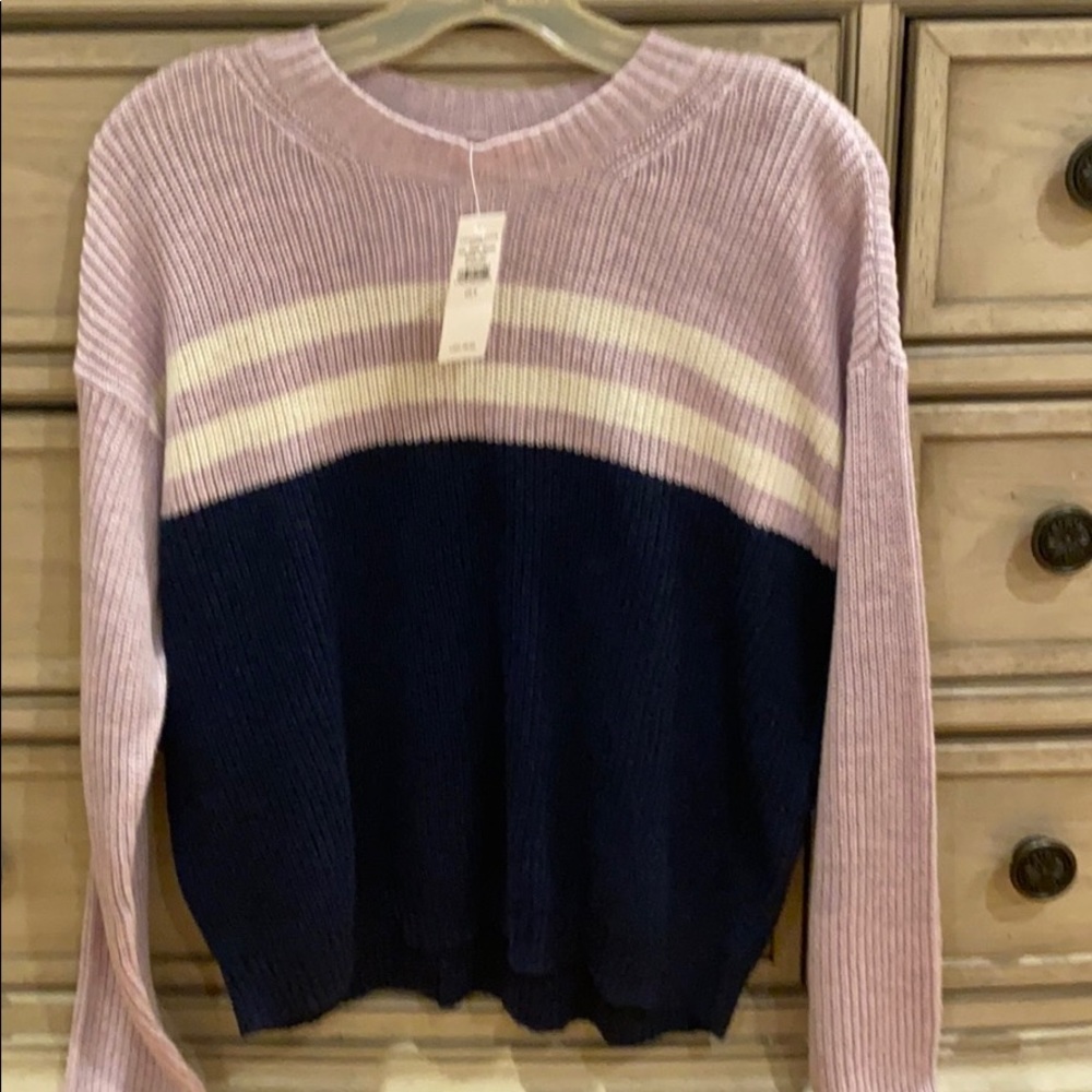 ⚡️⚡️American Eagle sweater